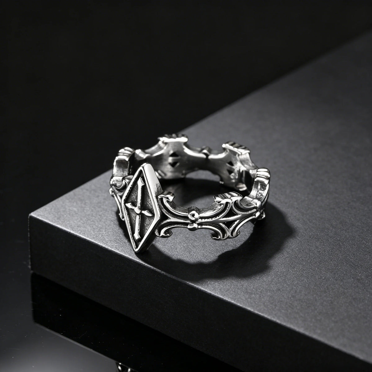 Relic Rhombus Cross Ring