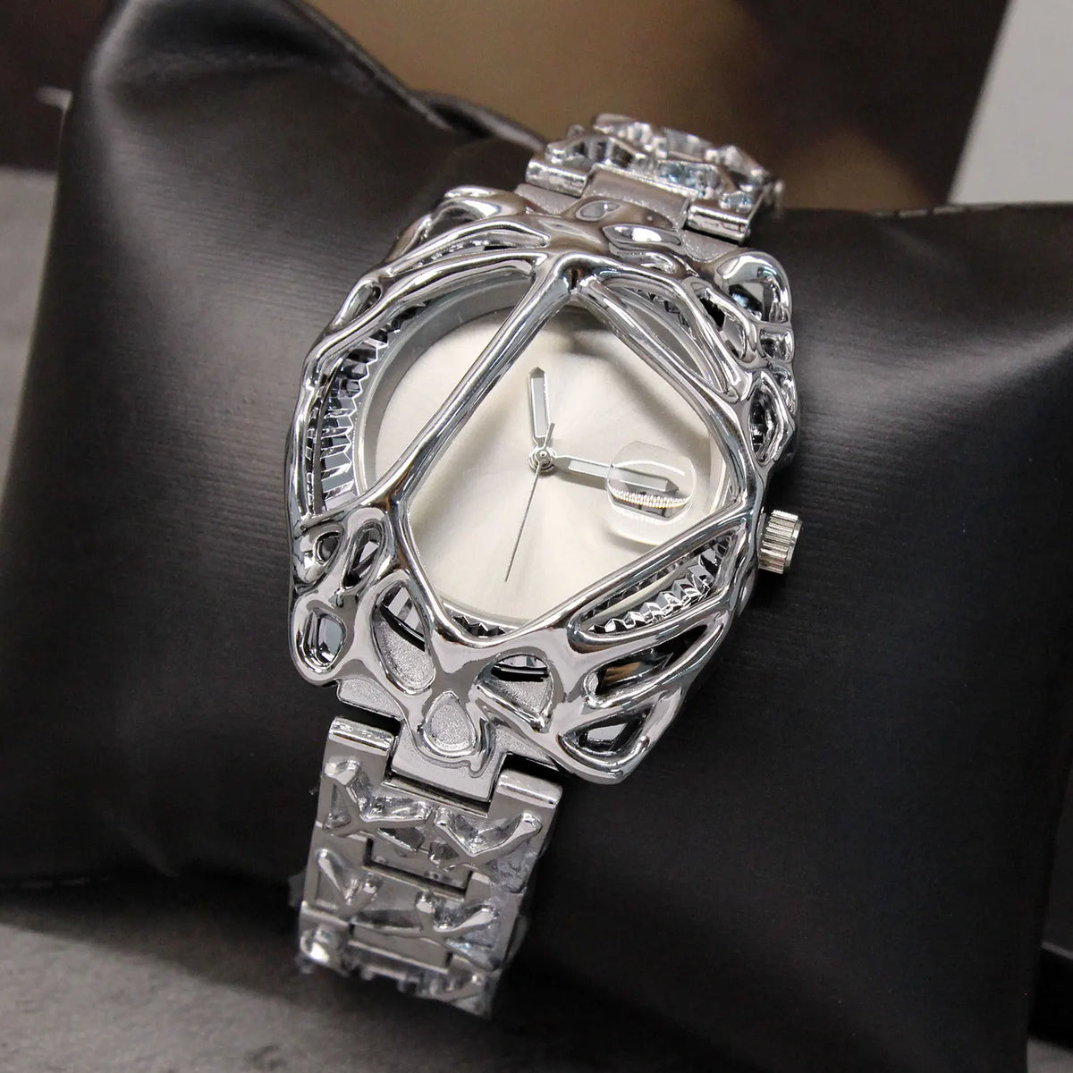 Ivy Alabaster Vine Watch