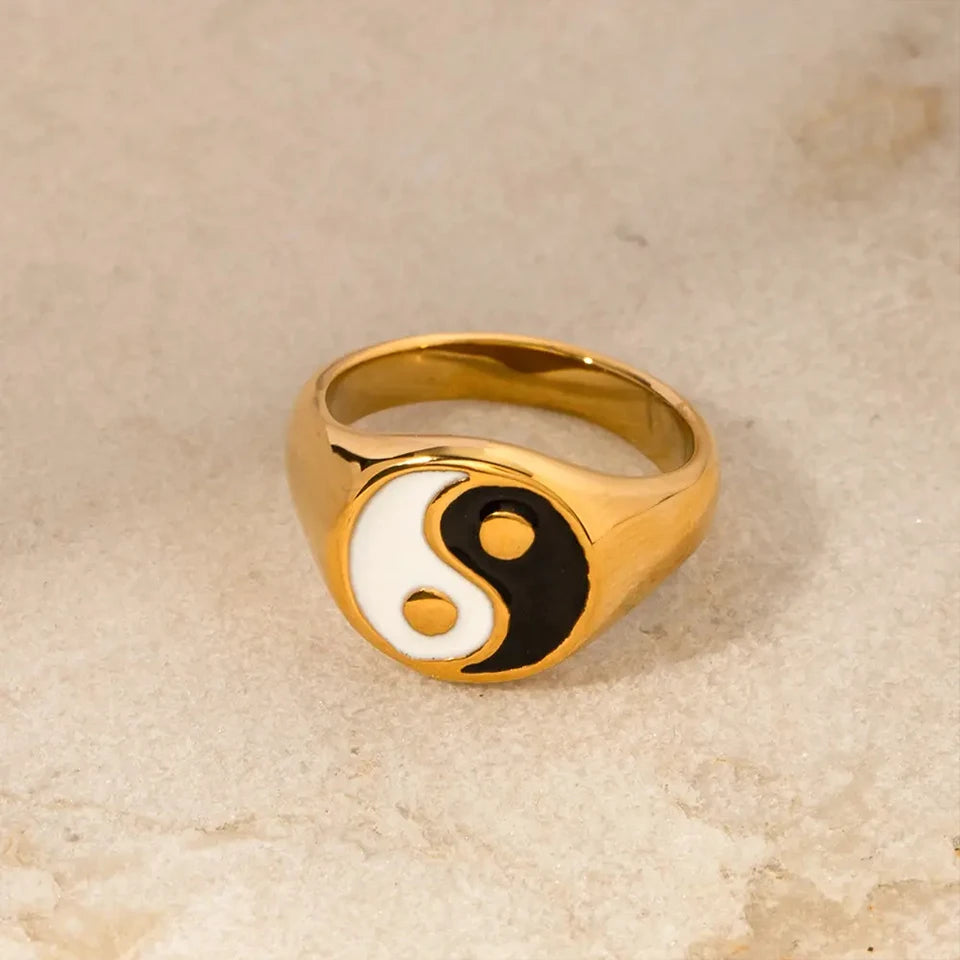 Eclipse Yin Yang Ring